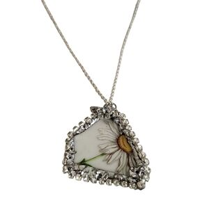 Walt Disney Broken China Silver Rhinestone Daisy Pendant Necklace